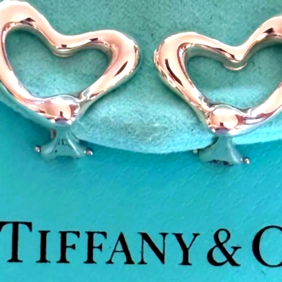 Tiffany Open Heart Earrings - Picture 4 of 4
